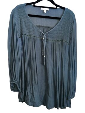 𝐃𝐑𝐄𝐒𝐒𝐁𝐀𝐑𝐍 | LONG SLEEVE BEADED V-NECK TIE TOP